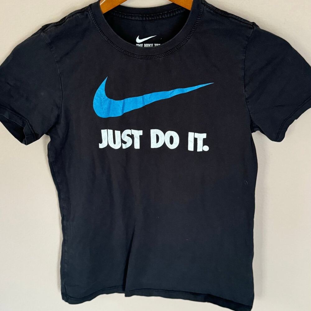 Youth Nike Tshirt Small